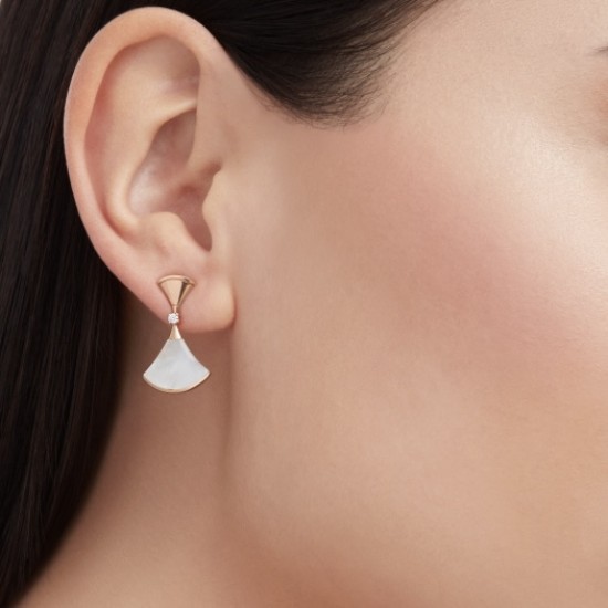 BVLGARI DIVAS' DREAM Earrings With White Mother-of-pearl