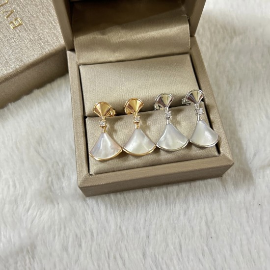 BVLGARI DIVAS' DREAM Earrings With White Mother-of-pearl