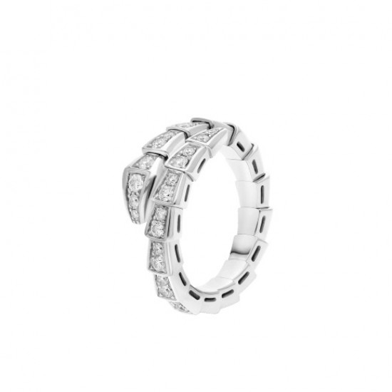 BVLGARI Serpenti Viper 18 kt White Gold Ring Set With Pavé Diamonds.