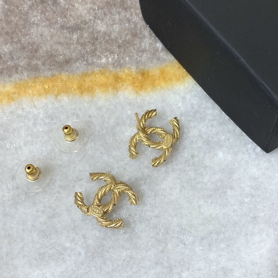 Chanel Gold Twist Stud Earrings