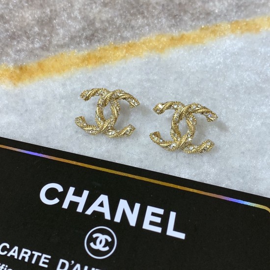 Chanel Gold Twist Stud Earrings