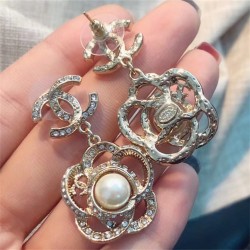 Chanel FIL DE CAMÉLIA EARRINGS 