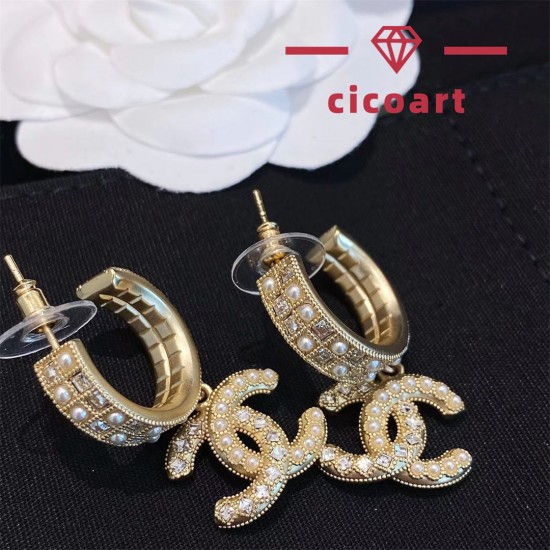 Chanel Pearl With Baguette Earrings