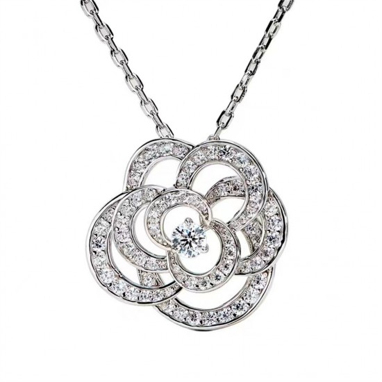 Chanel FIL DE CAMÉLIA NECKLACE 18k White Gold, Diamonds