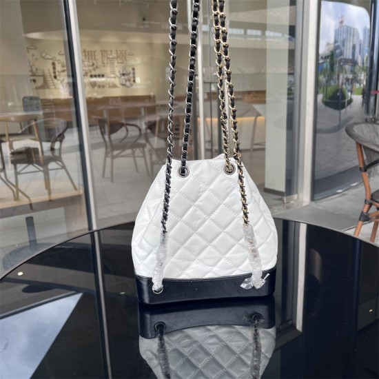 CHANEL  Backpack 004 Oil Wax Rhombus Backpack Cowhide Chain Backpack