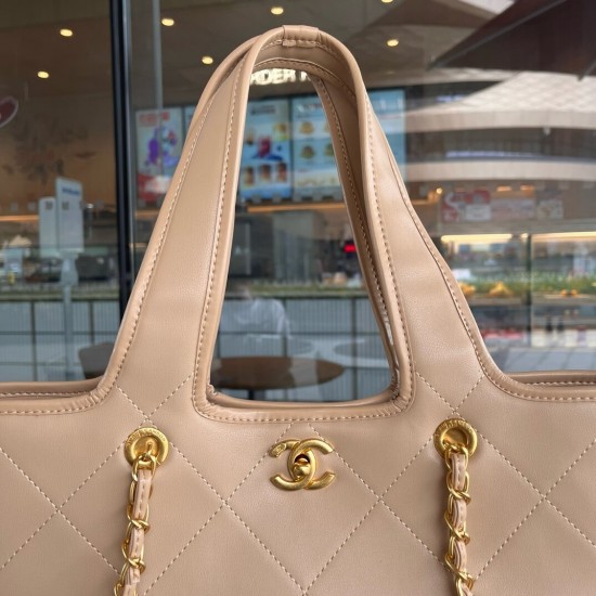 Chanel Coco Beach Tote Handbag in Beige