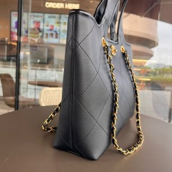 Chanel Coco Beach Tote Handbag in Black