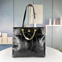 Chanel Club Monaco Shopping Tote Quilted Lambskin Large in Black