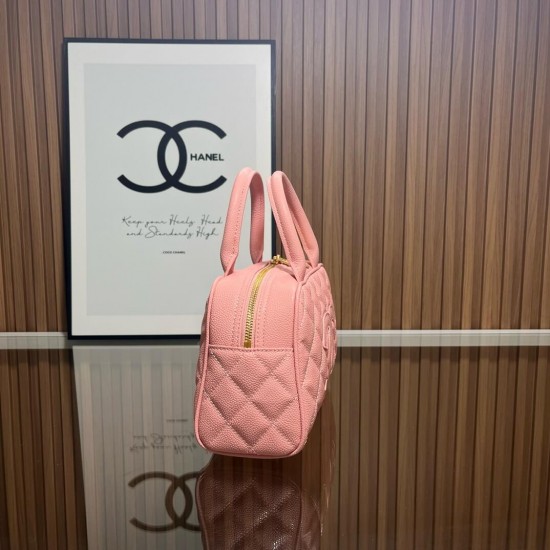 Chanel Matelasse Caviar Leather Bowling Handbag in Pink