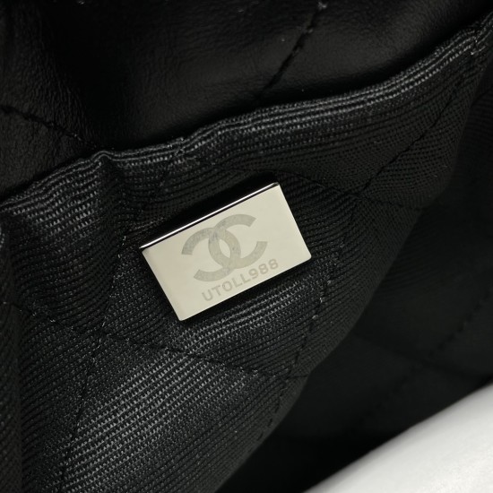 Chanel 22 Mini Handbag