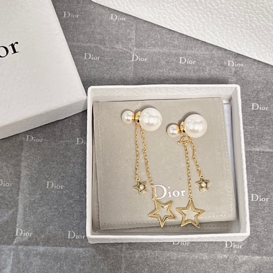 Dior La Petite Tribale CD Signature Star Detail White Pearl Women’s Yellow Gold Asymmetric Drop Earrings