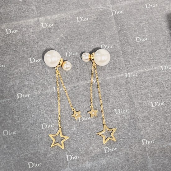 Dior La Petite Tribale CD Signature Star Detail White Pearl Women’s Yellow Gold Asymmetric Drop Earrings