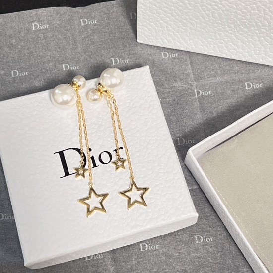 Dior La Petite Tribale CD Signature Star Detail White Pearl Women’s Yellow Gold Asymmetric Drop Earrings