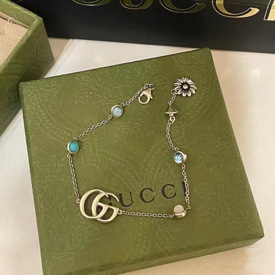 Gucci Bracelet 007 in Silver