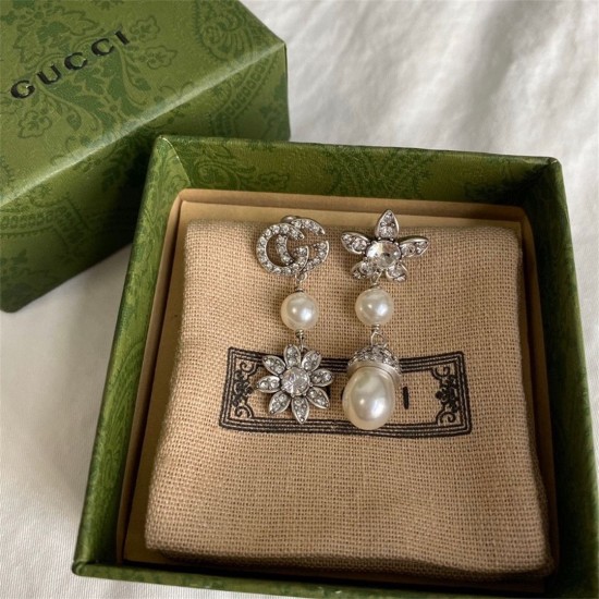 Gucci Interlocking G Flower With Diamonds Pearl Earrings