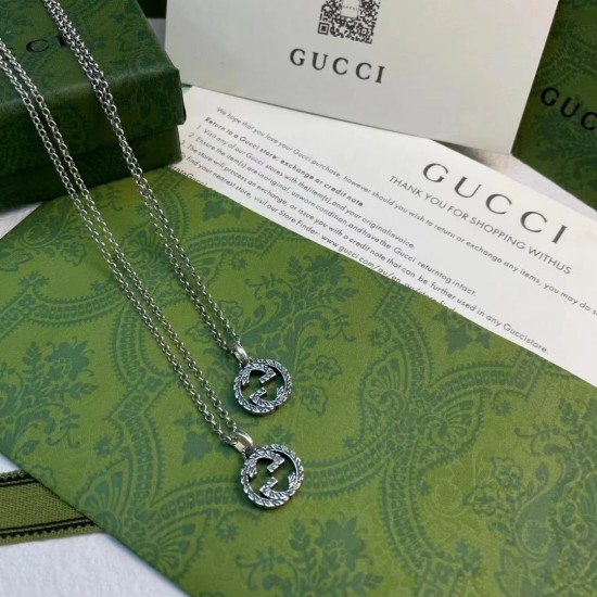 Gucci Interlocking G Pendant Necklace Silver Small