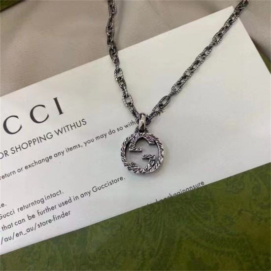 Gucci Interlocking G Pendant Necklace Silver Large