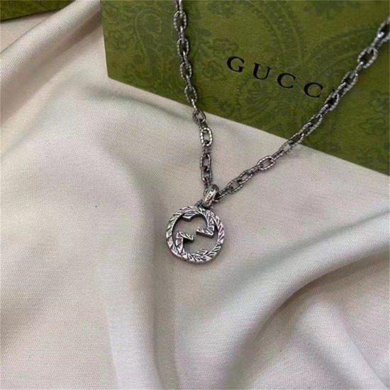 Gucci Interlocking G Pendant Necklace Silver Large