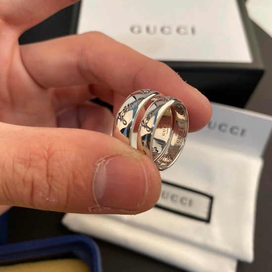 Gucci Blind for Love' Ring in Silver