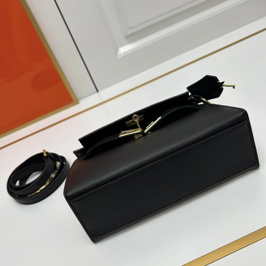 Hermes Swift Kelly Pochette Black