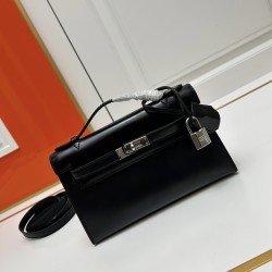 Hermes Swift Kelly Pochette Black