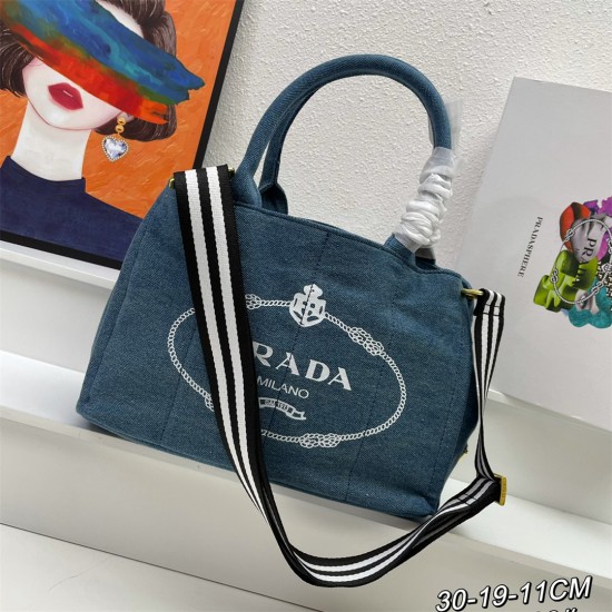 PRADA Hand bag,Shoulder Bags 003