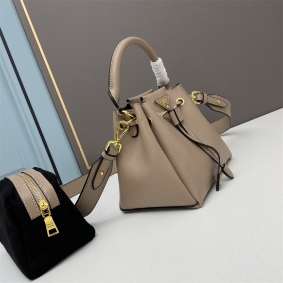 PRADA Hand bag,Shoulder Bags 008