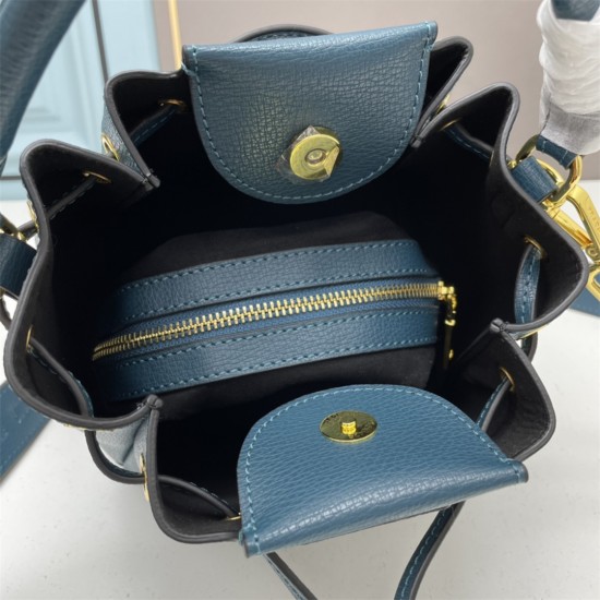 PRADA Hand bag,Shoulder Bags 009