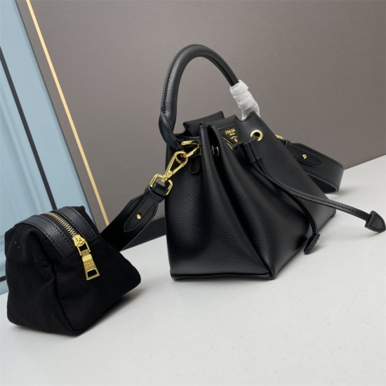 PRADA Hand bag,Shoulder Bags 010