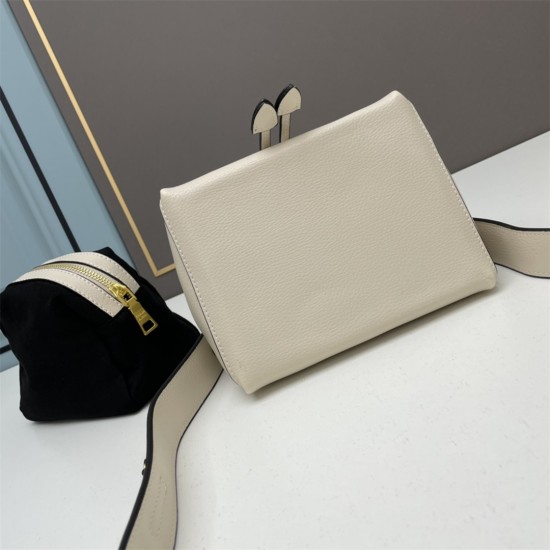 PRADA Hand bag,Shoulder Bags 012